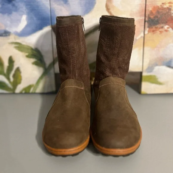 Merrell Women's Dark Brown Winter Boots - Picture 10 of 11